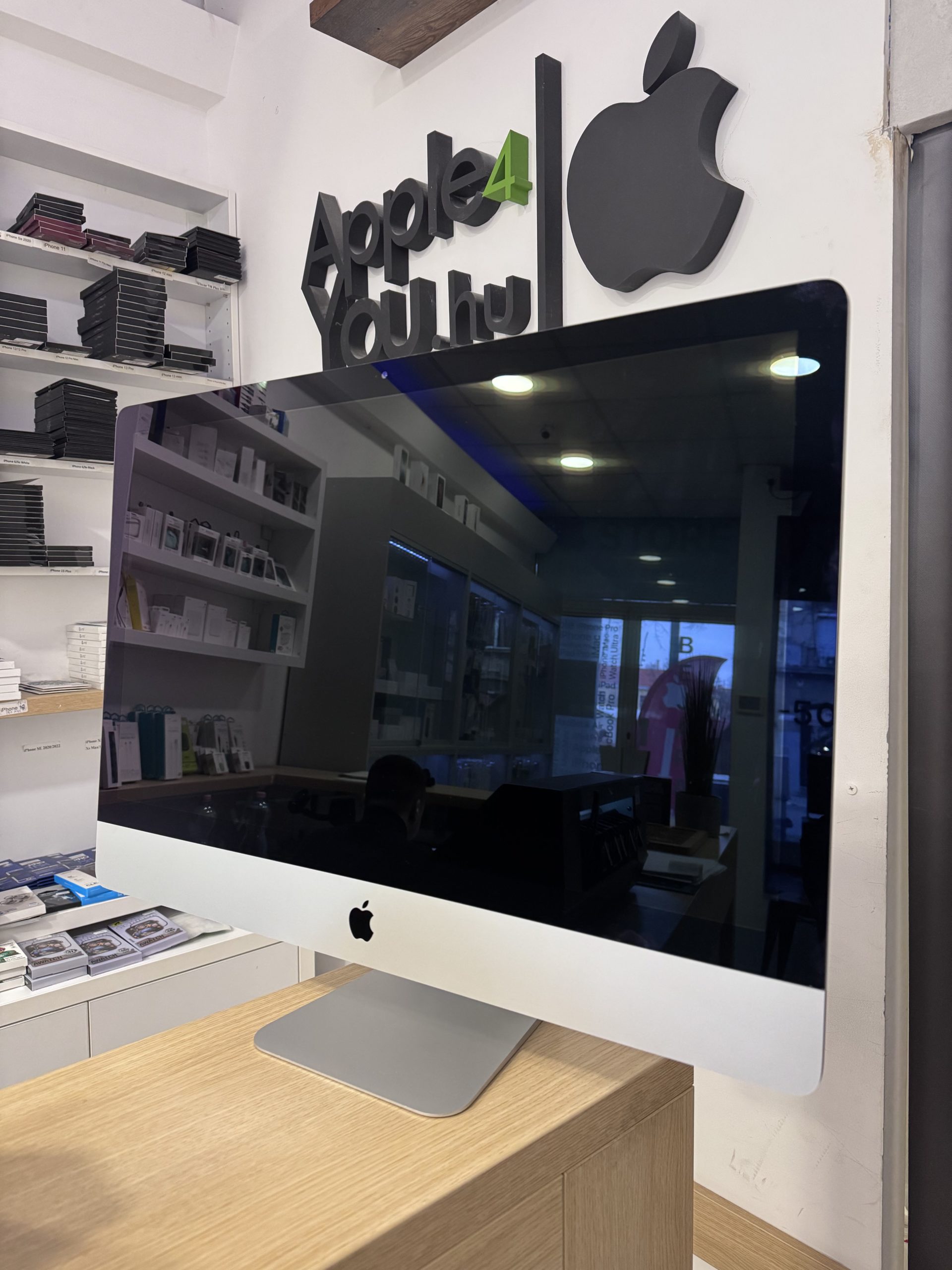 Apple iMac 27" 5K Retina (2017) i5 / 8GB / 1TB / Radeon Pro 570