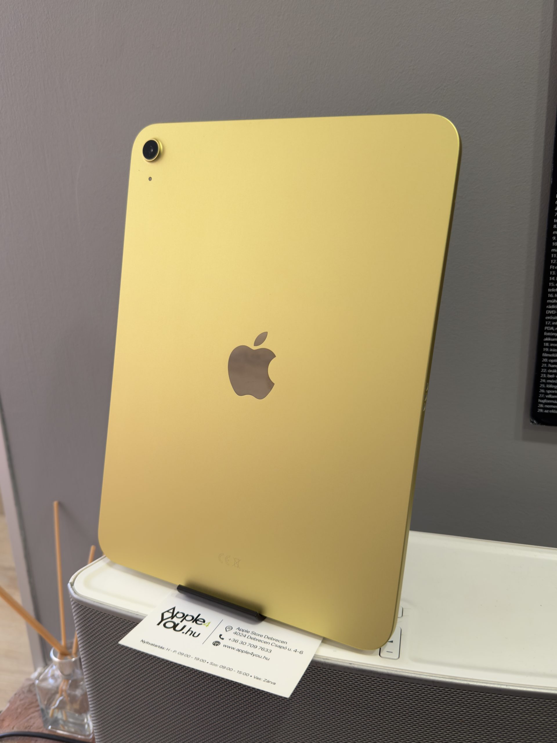 Apple iPad 11" (11th gen.) A16 2025 128GB Yellow Használt