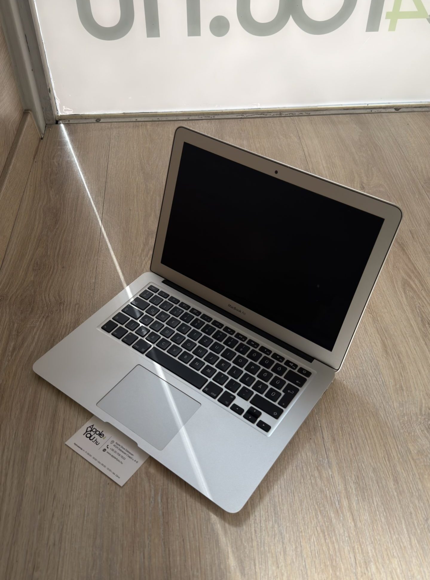 Apple MacBook Air 13" 2015 Silver Használt