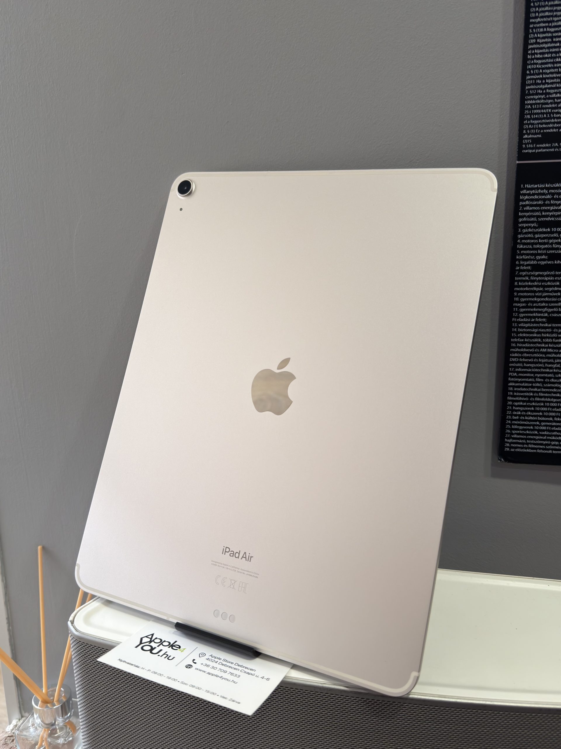 Apple iPad Air 6 13" M2 Cellular 128GB Cellular Starlight Használt
