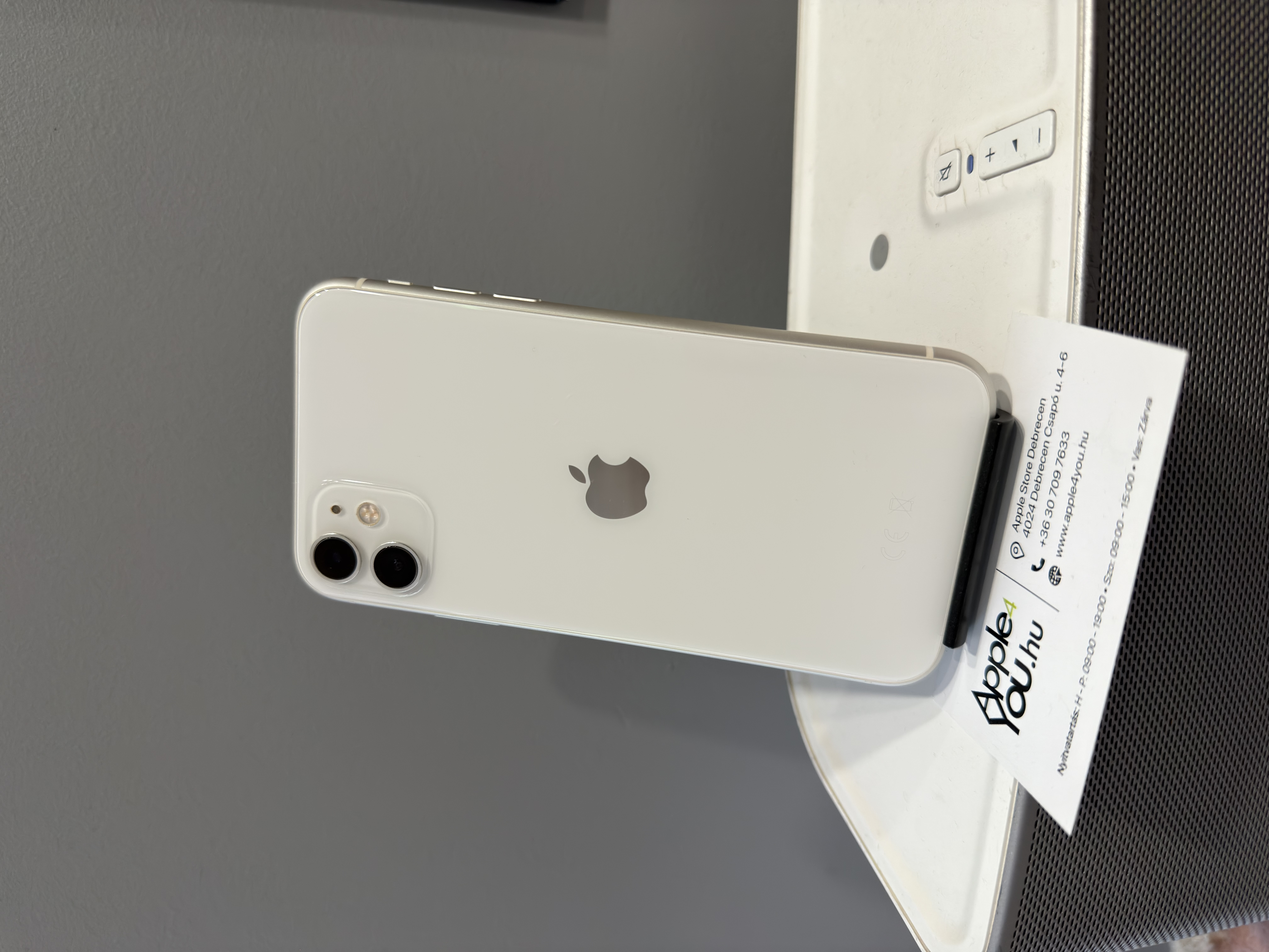 Apple iPhone 11 64GB White Használt Kártyafüggetlen