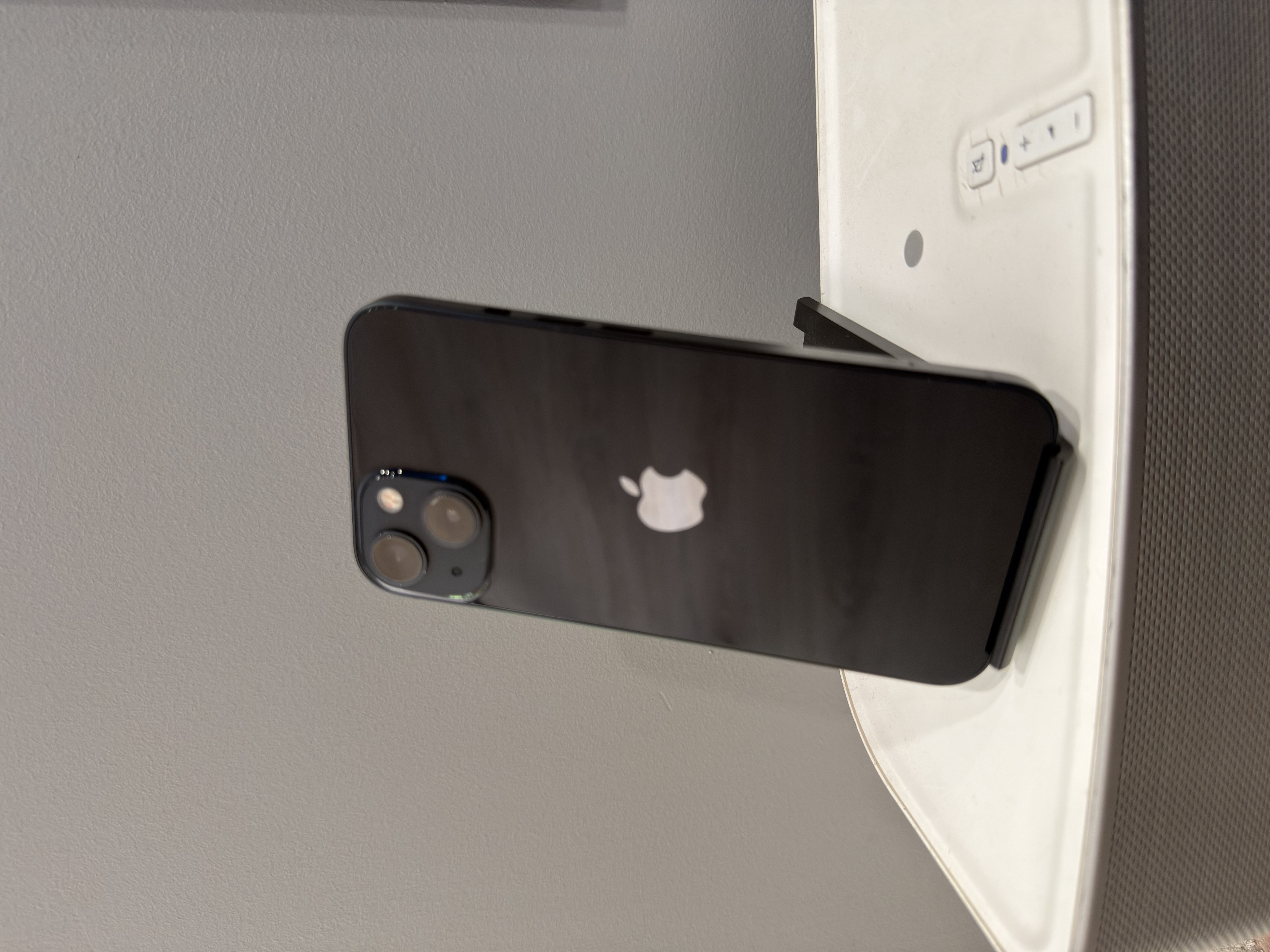 Apple iPhone 13 128GB Midnight Black Használt