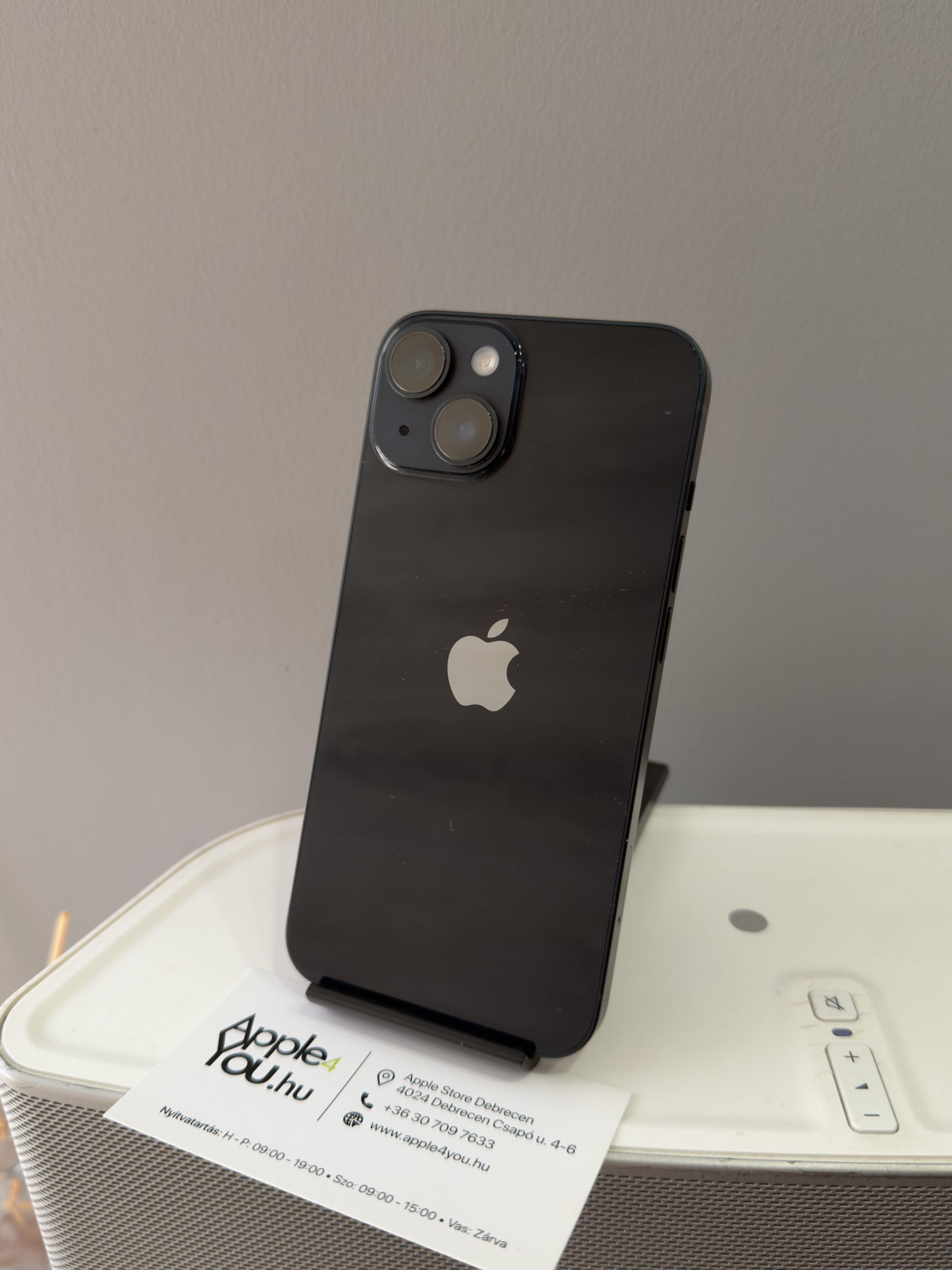 Apple iPhone 14 128GB Midnight Black Használt