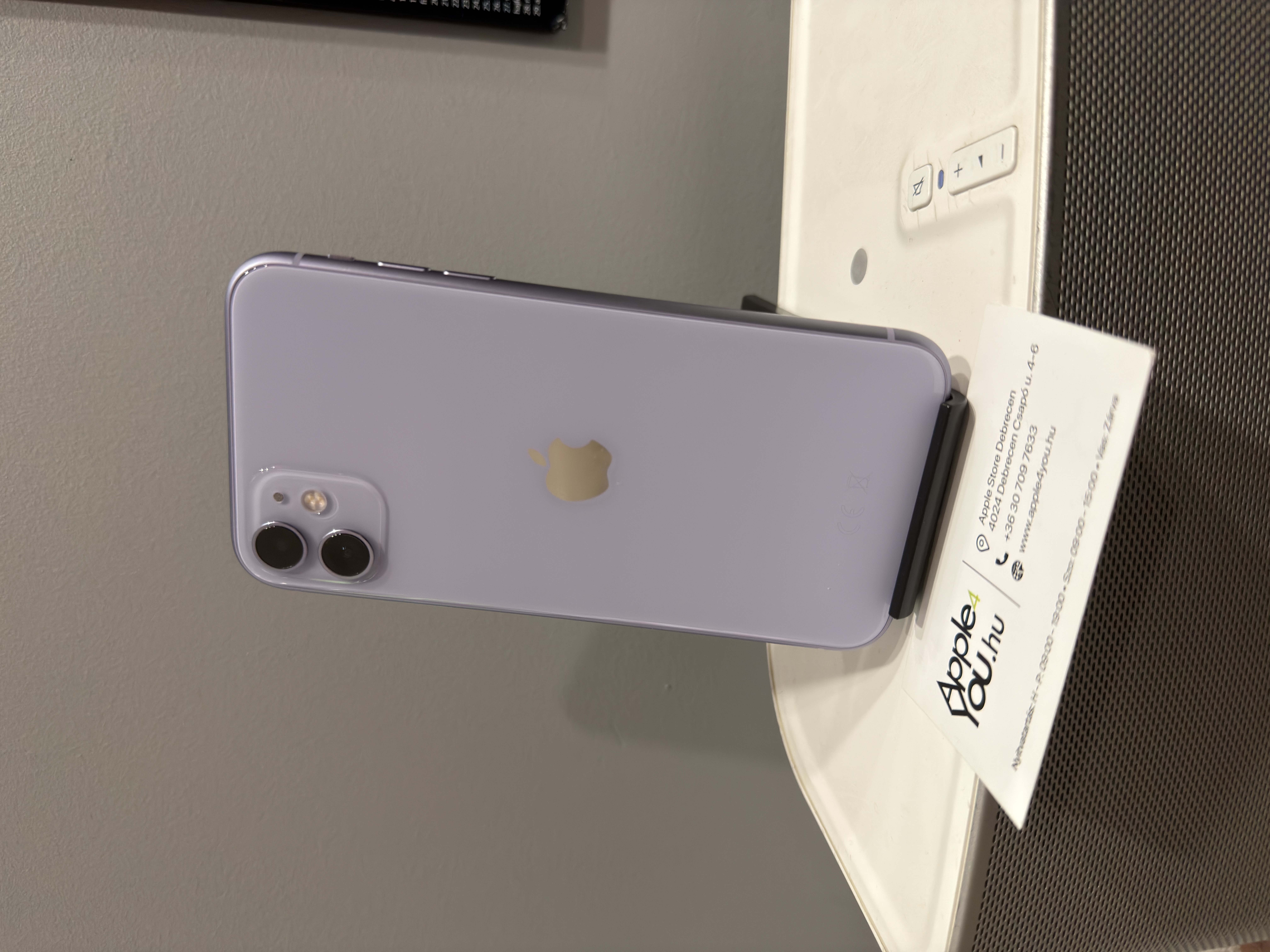 Apple iPhone 11 64GB Purple Használt